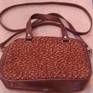 Animal print shoulder/handle 👛